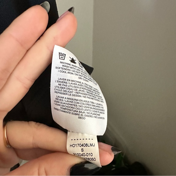 Nike women’s dry fit black sleeveless workout shirt size small - Picture 6 of 7